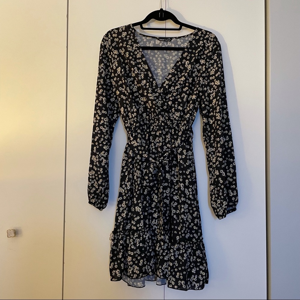 👗BOGO- Shein Fall Flower Print Dress - Picture 2 of 7